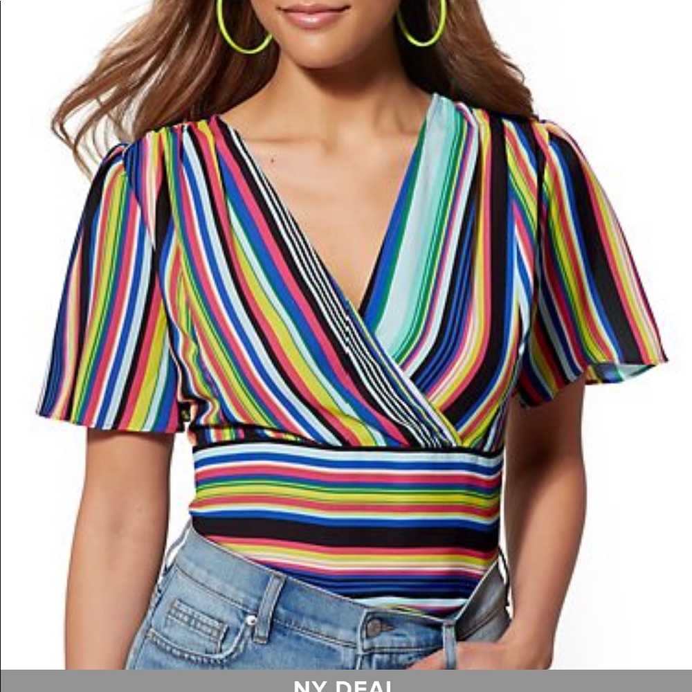 Striped semi crop top - Picture 3 of 4